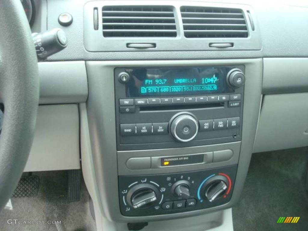 2007 Cobalt LT Sedan - Ultra Silver Metallic / Gray photo #18