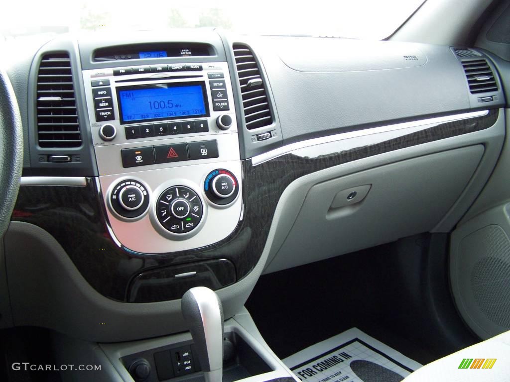 2009 Santa Fe GLS - Bright Silver / Gray photo #18