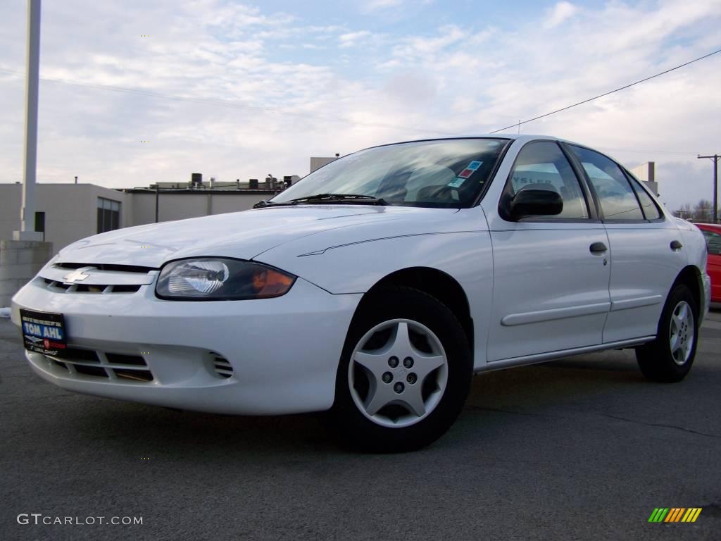 2003 Cavalier Sedan - Olympic White / Graphite Gray photo #4