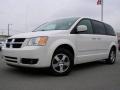 Stone White - Grand Caravan SXT Photo No. 4