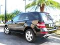 Black - ML 350 4Matic Photo No. 8