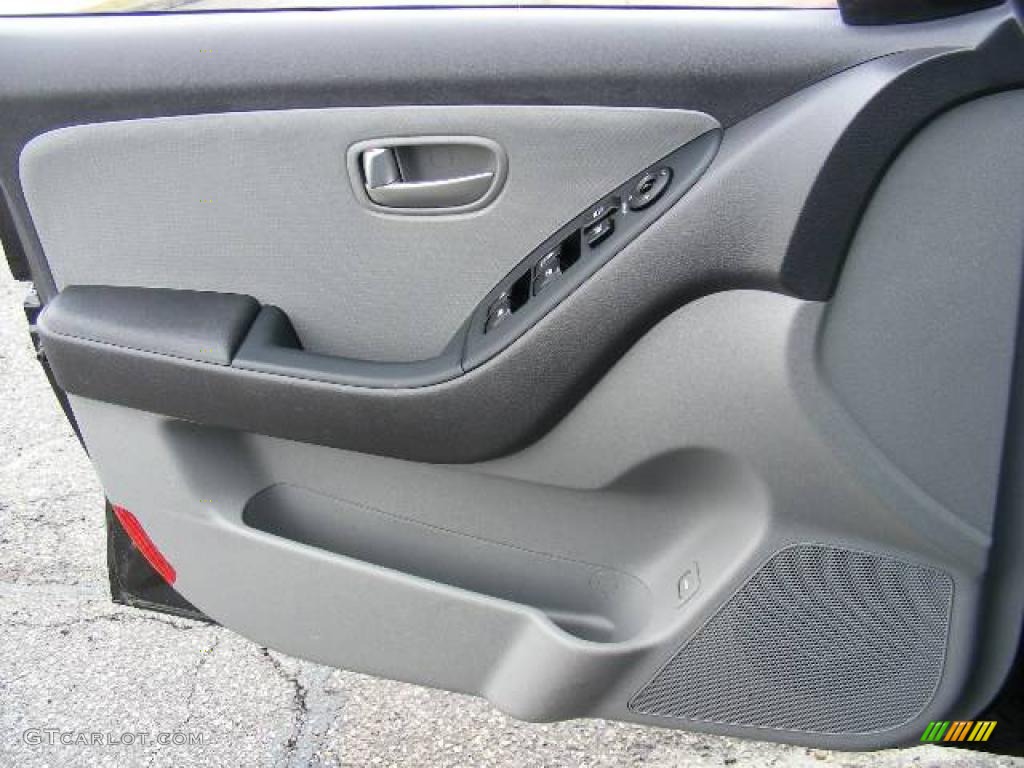 2009 Elantra SE Sedan - Black Pearl / Gray photo #25