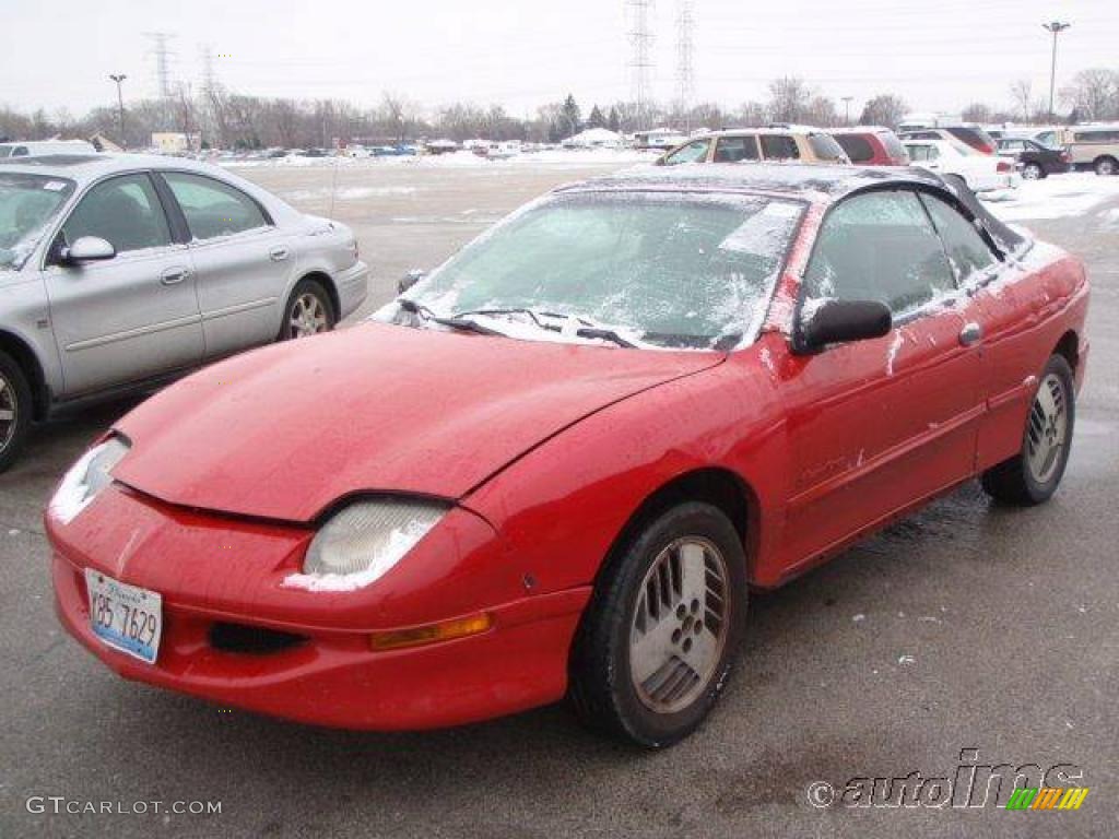 1998 Bright Red Pontiac Sunfire SE Convertible 25047533