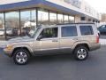 2006 Light Khaki Metallic Jeep Commander 4x4  photo #3