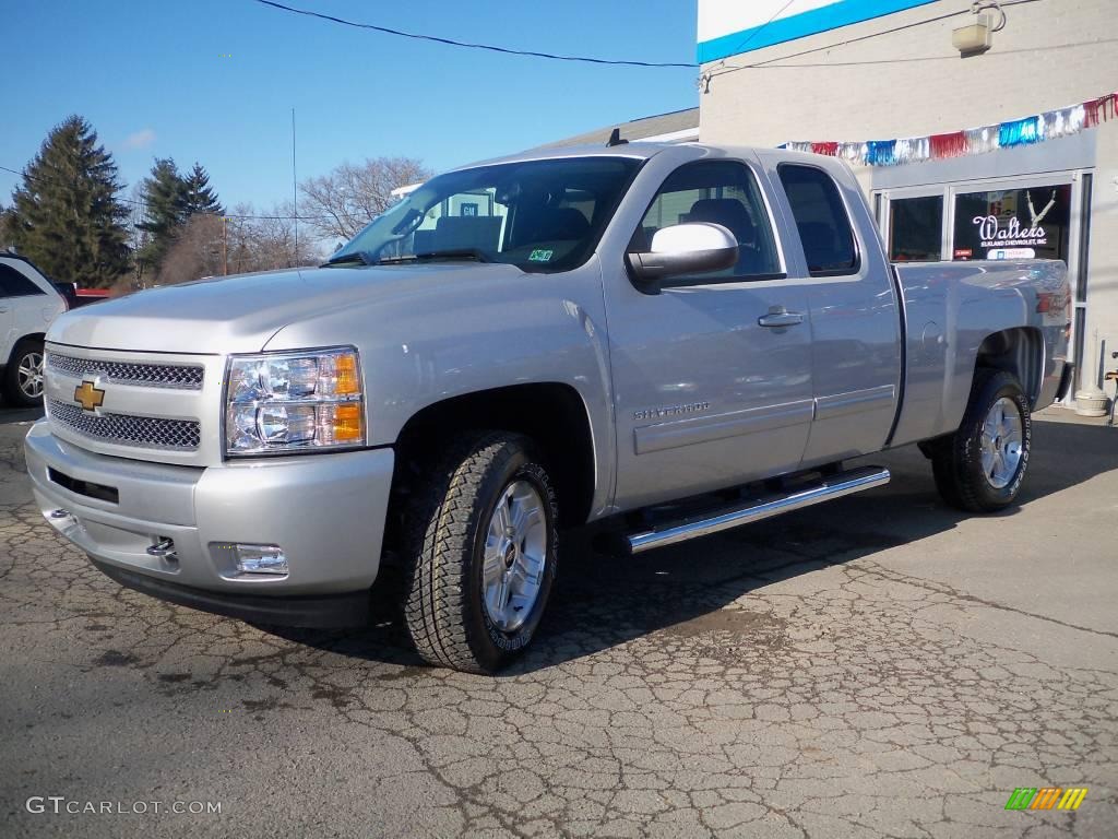 Sheer Silver Metallic Chevrolet Silverado 1500