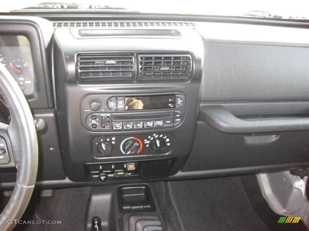 2004 Wrangler Rubicon 4x4 - Bright Silver Metallic / Dark Slate Gray photo #9