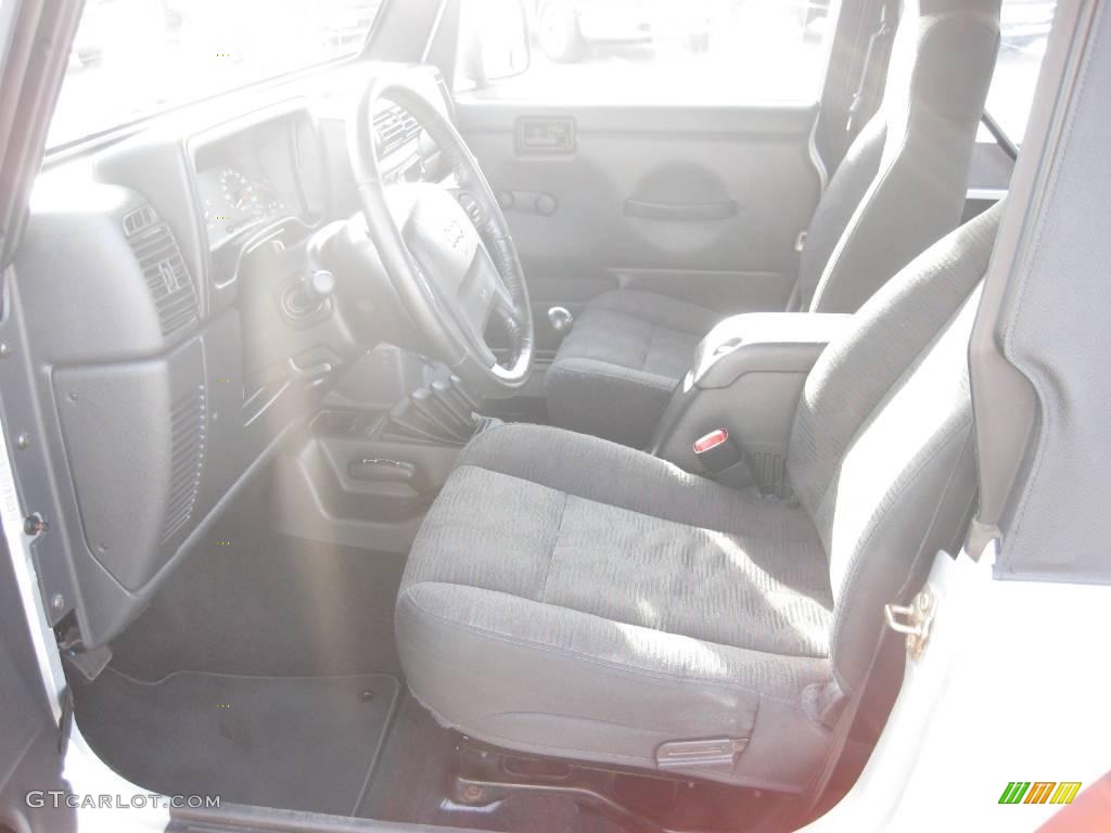 2004 Wrangler Rubicon 4x4 - Bright Silver Metallic / Dark Slate Gray photo #20