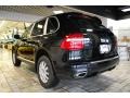 Black - Cayenne Tiptronic Photo No. 3