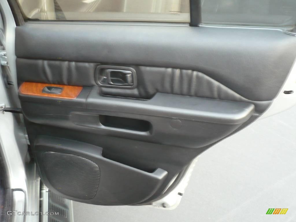 2002 QX4 4x4 - Brilliant Silver Metallic / Graphite photo #15