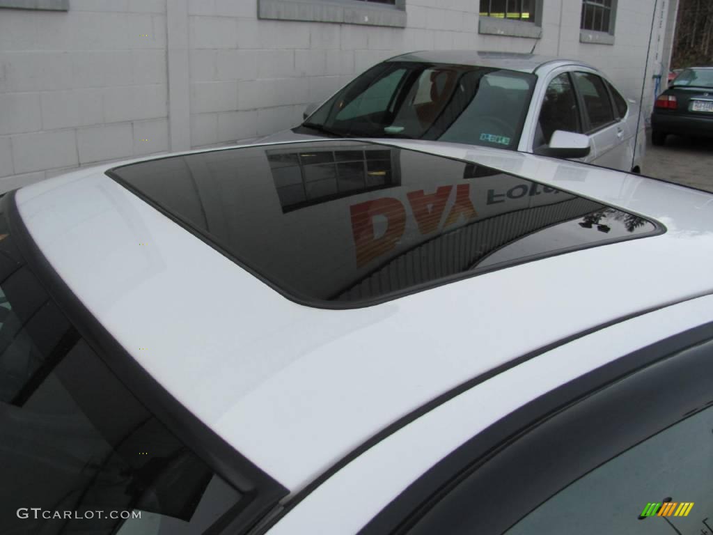 2003 Sunfire  - Summit White / Graphite photo #4