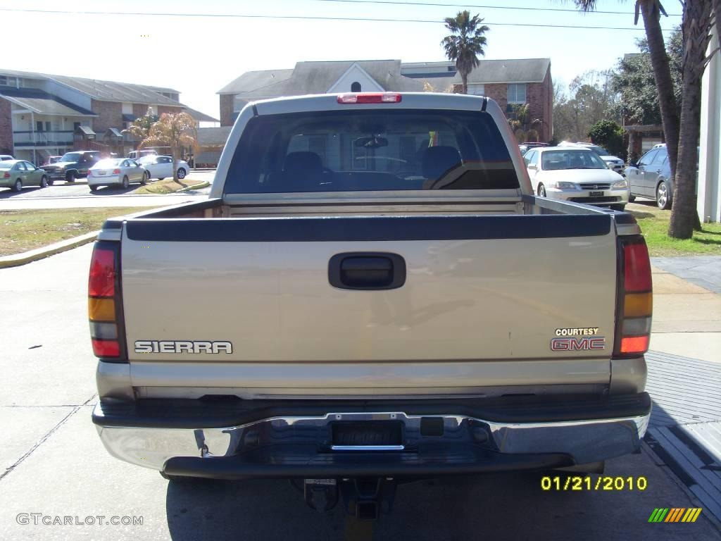 2006 Sierra 1500 SLE Crew Cab - Sand Beige Metallic / Neutral photo #2