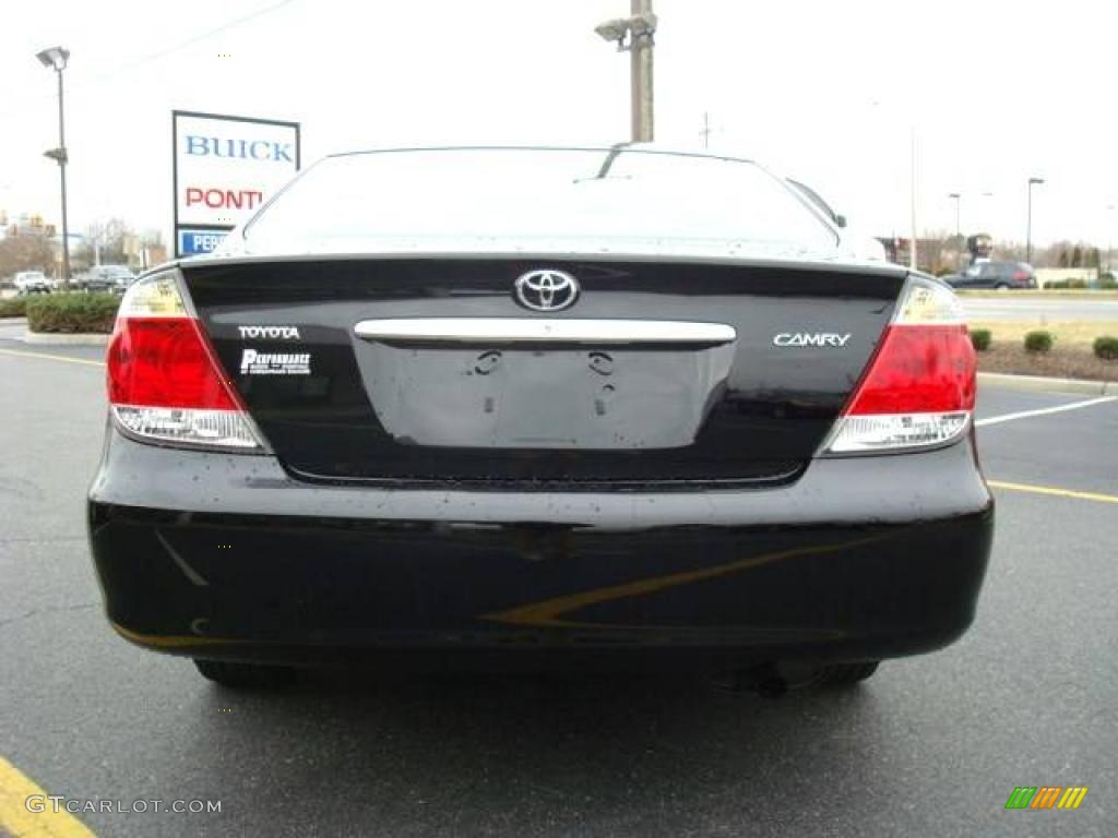 2006 Camry LE - Black / Taupe photo #5