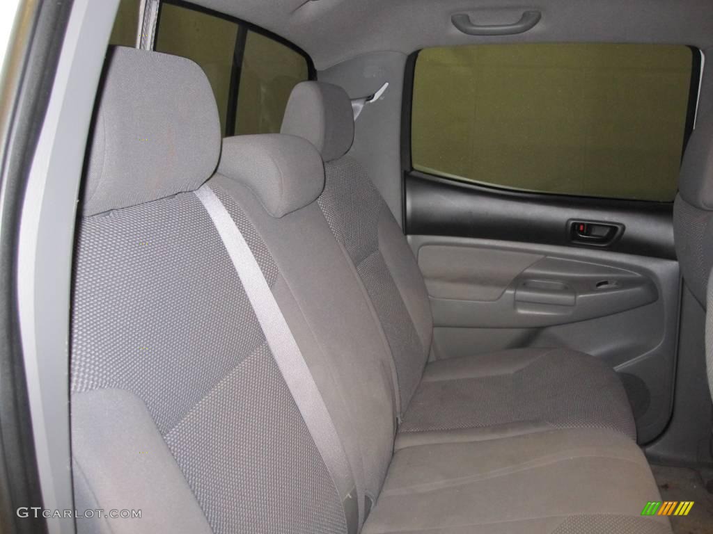 2005 Tacoma V6 TRD Sport Double Cab 4x4 - Super White / Graphite Gray photo #7