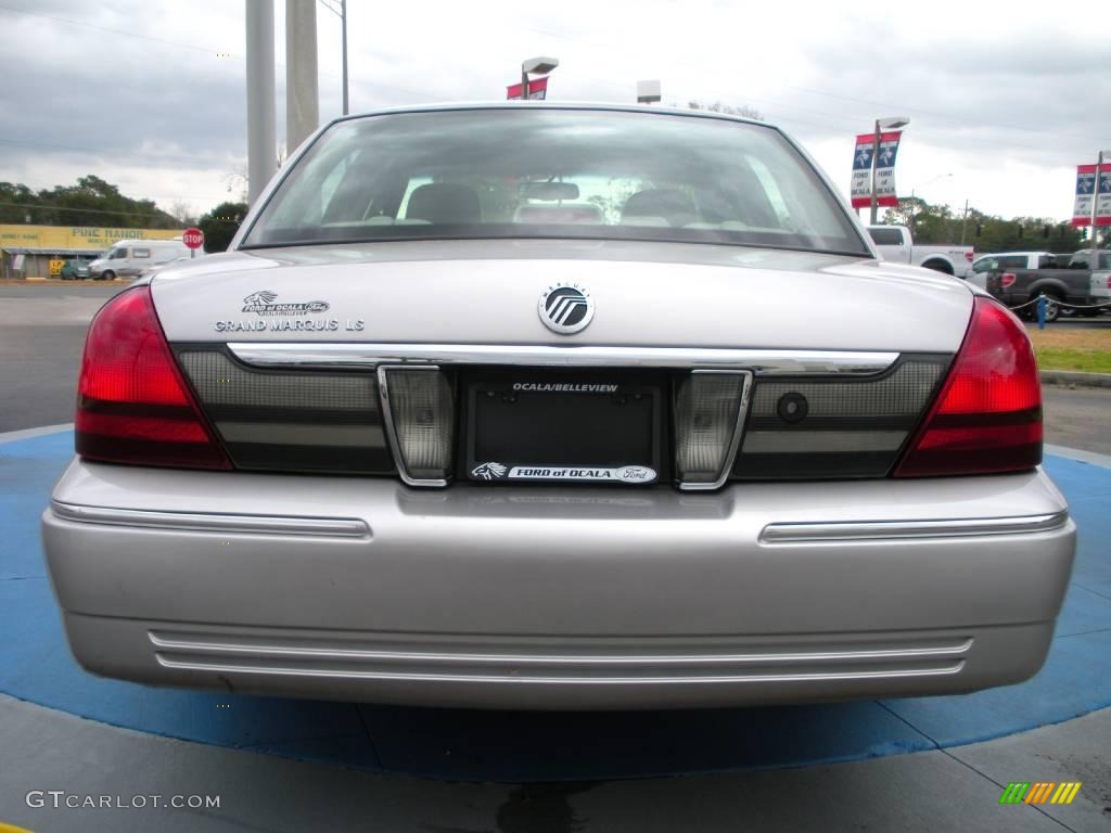 2009 Grand Marquis LS - Silver Birch Metallic / Medium Light Stone photo #6