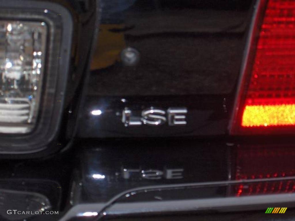 2004 LS Sport - Black Clearcoat / Black photo #9