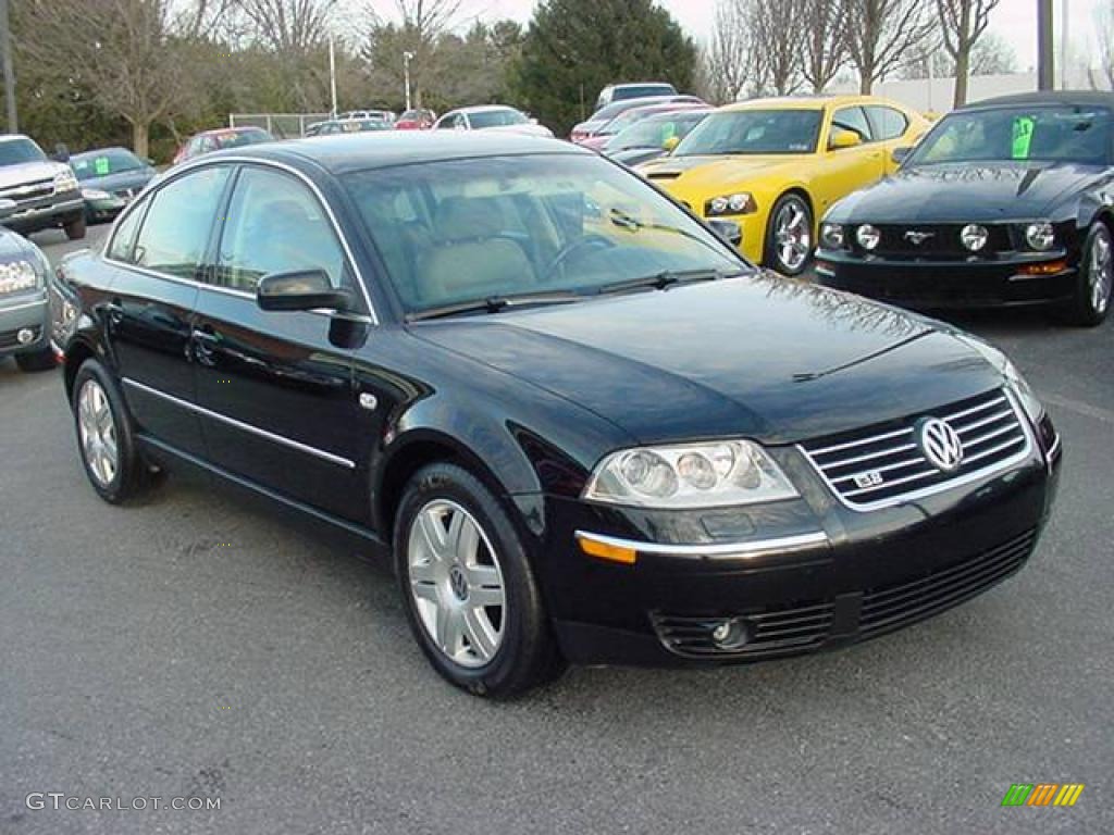 2002 Passat W8 4Motion Sedan - Black / Grey photo #1