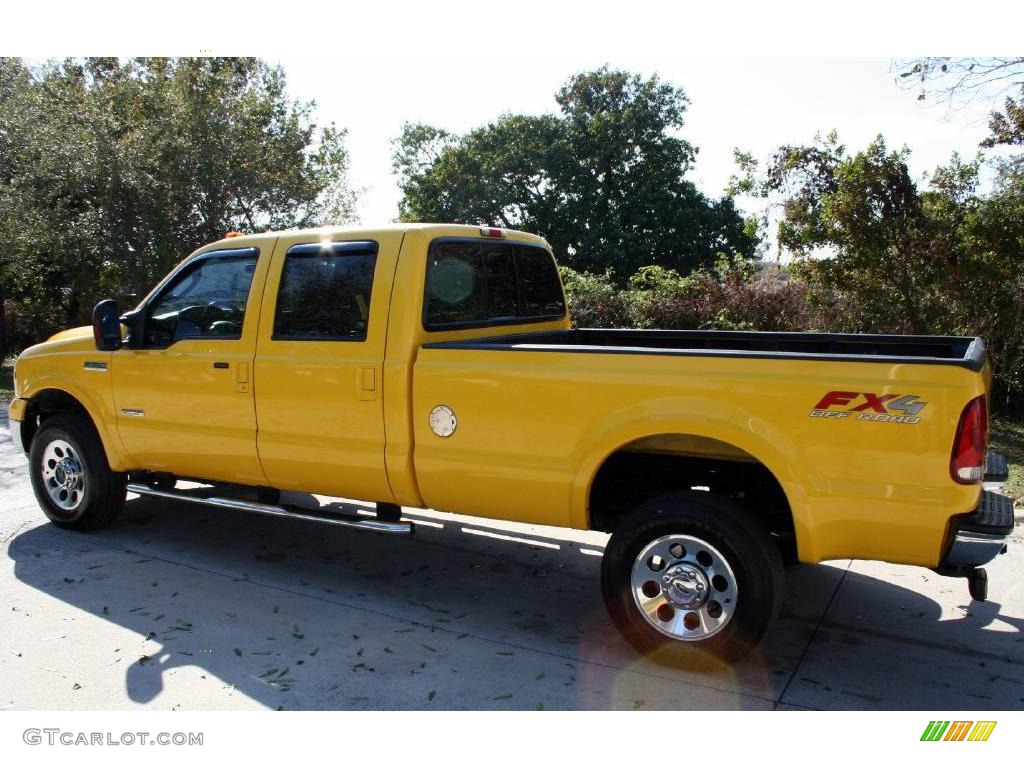 2005 F350 Super Duty FX4 Crew Cab 4x4 - Blazing Yellow / Black photo #3