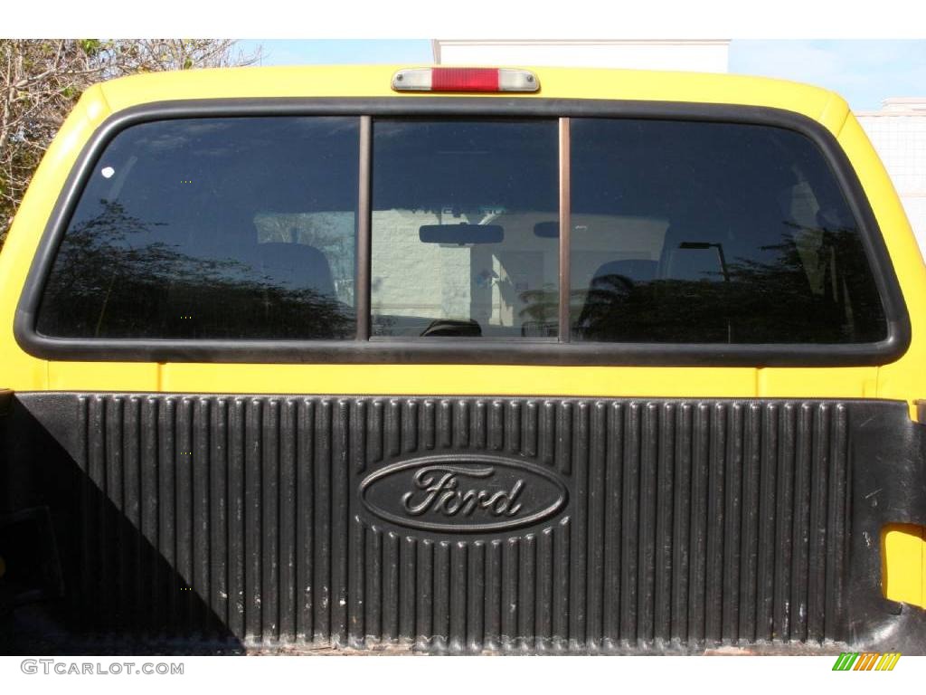 2005 F350 Super Duty FX4 Crew Cab 4x4 - Blazing Yellow / Black photo #19