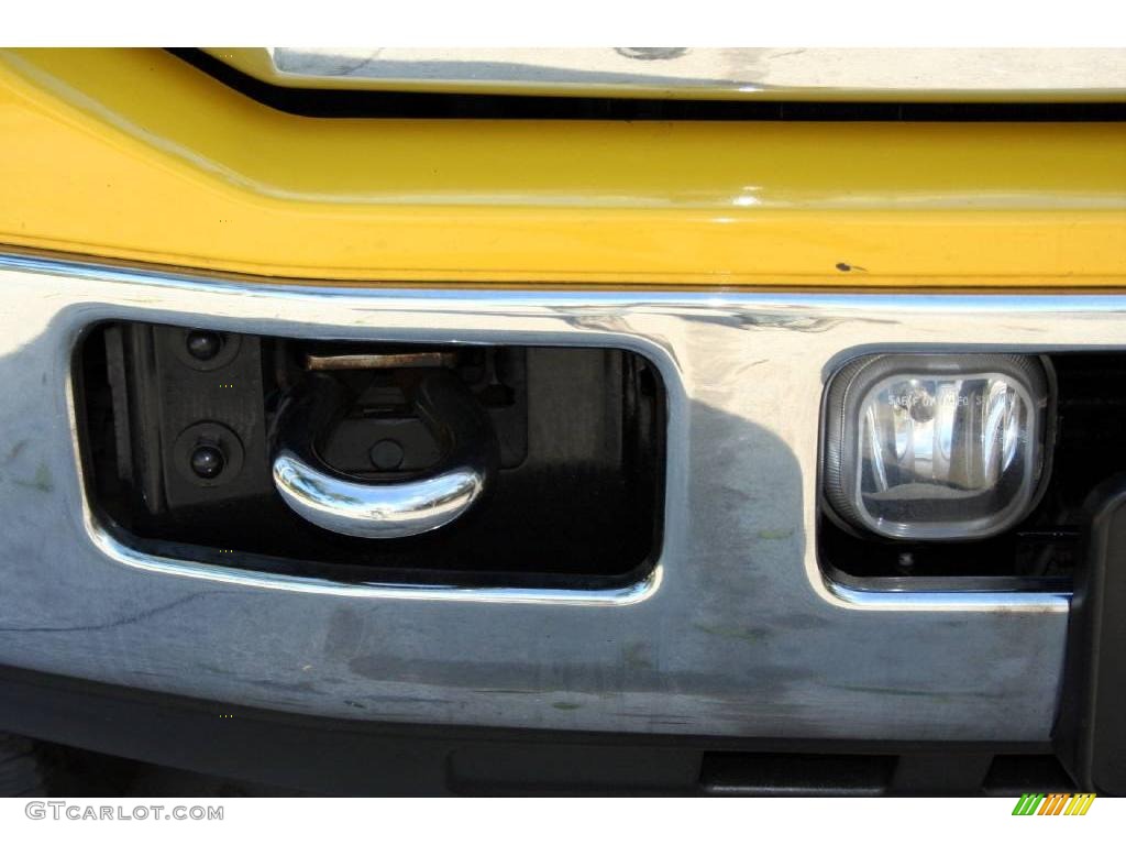 2005 F350 Super Duty FX4 Crew Cab 4x4 - Blazing Yellow / Black photo #25