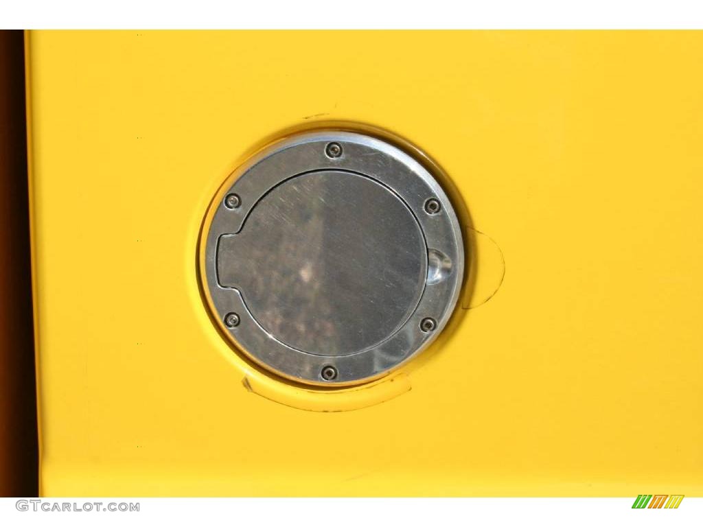 2005 F350 Super Duty FX4 Crew Cab 4x4 - Blazing Yellow / Black photo #30
