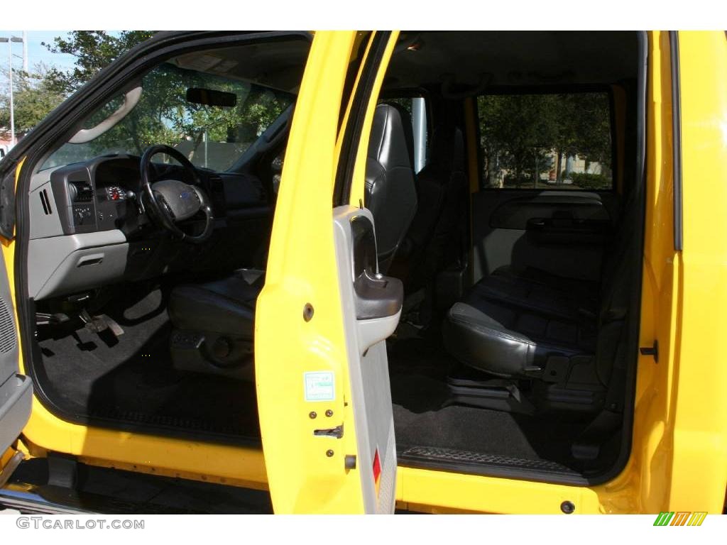 2005 F350 Super Duty FX4 Crew Cab 4x4 - Blazing Yellow / Black photo #31