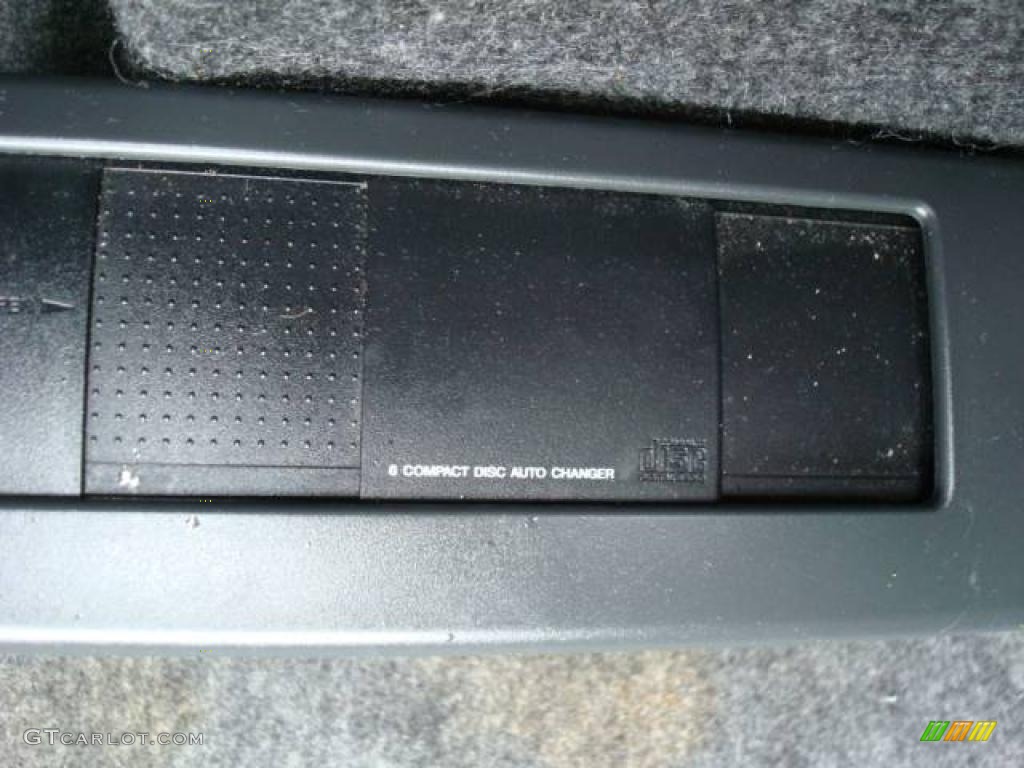 2003 RL 3.5 Sedan - Premium White Pearl / Parchment photo #34