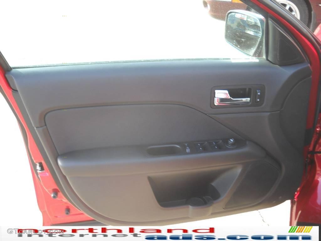 2010 Fusion SE V6 - Sangria Red Metallic / Charcoal Black photo #9