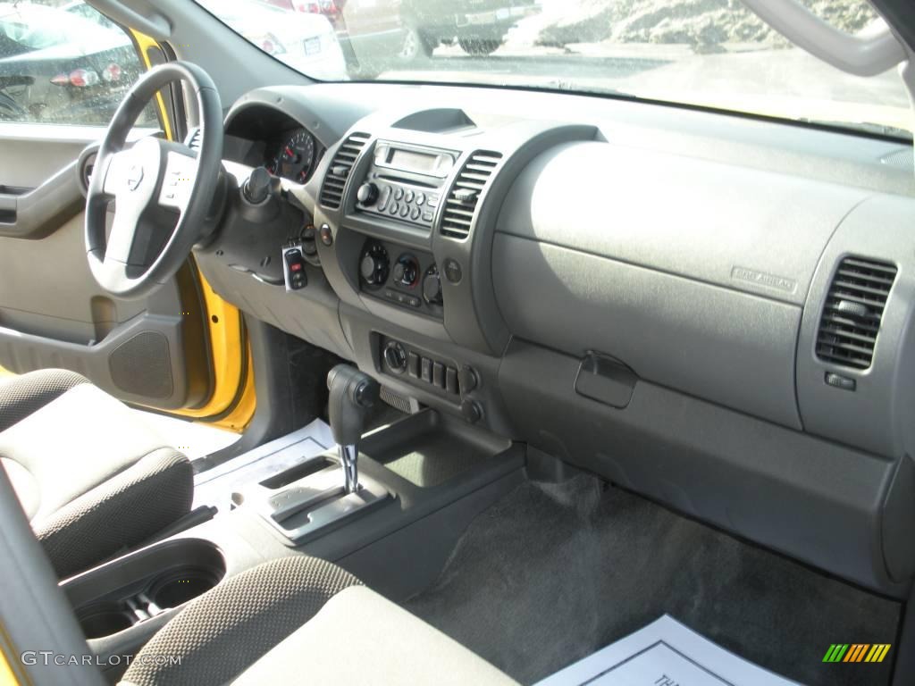 2005 Xterra S 4x4 - Solar Yellow / Steel/Graphite photo #16