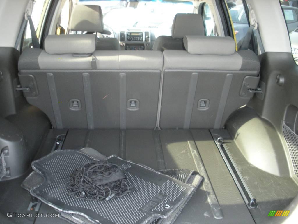 2005 Xterra S 4x4 - Solar Yellow / Steel/Graphite photo #19