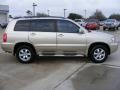 2001 Vintage Gold Metallic Toyota Highlander V6 4WD  photo #2