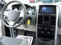 Melbourne Green Pearl - Grand Caravan SE Photo No. 17