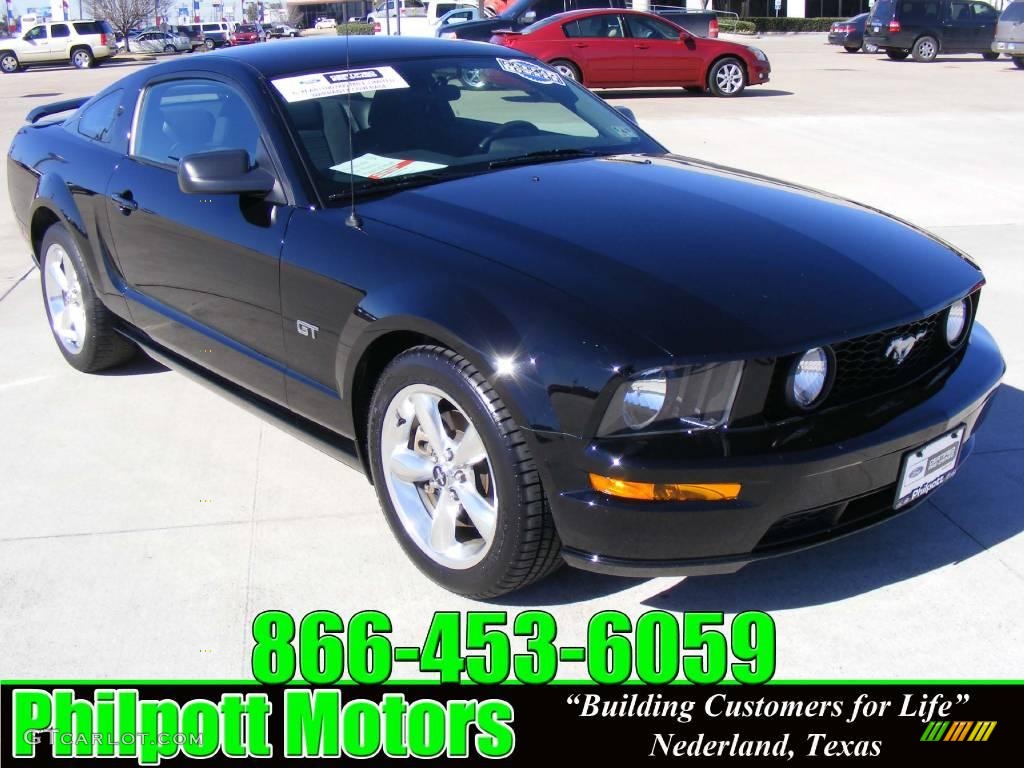 2008 Mustang GT Deluxe Coupe - Black / Dark Charcoal photo #1