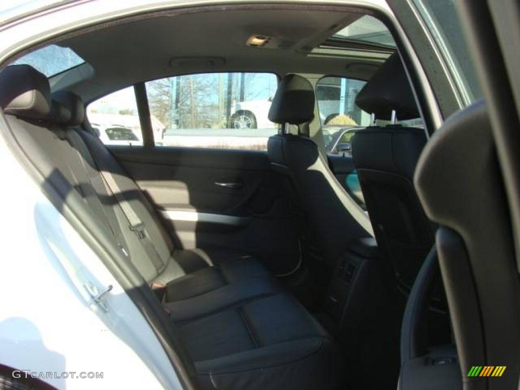 2007 3 Series 335i Sedan - Alpine White / Black photo #20