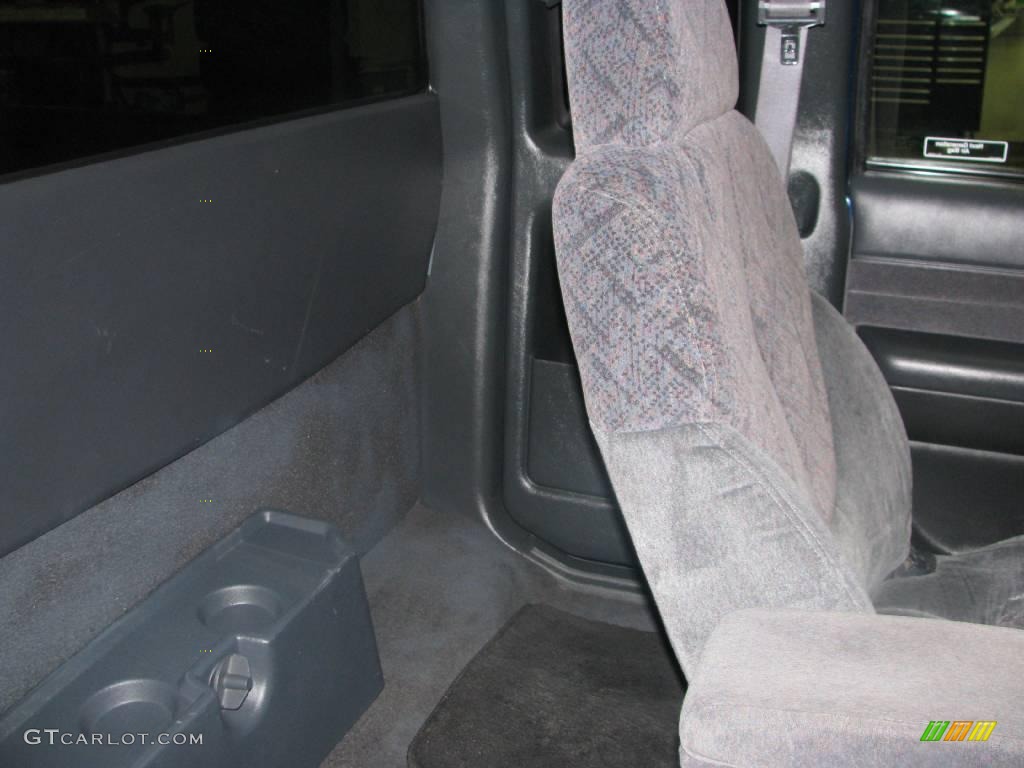 2000 Sonoma SLS Sport Extended Cab - Indigo Blue Metallic / Graphite photo #6