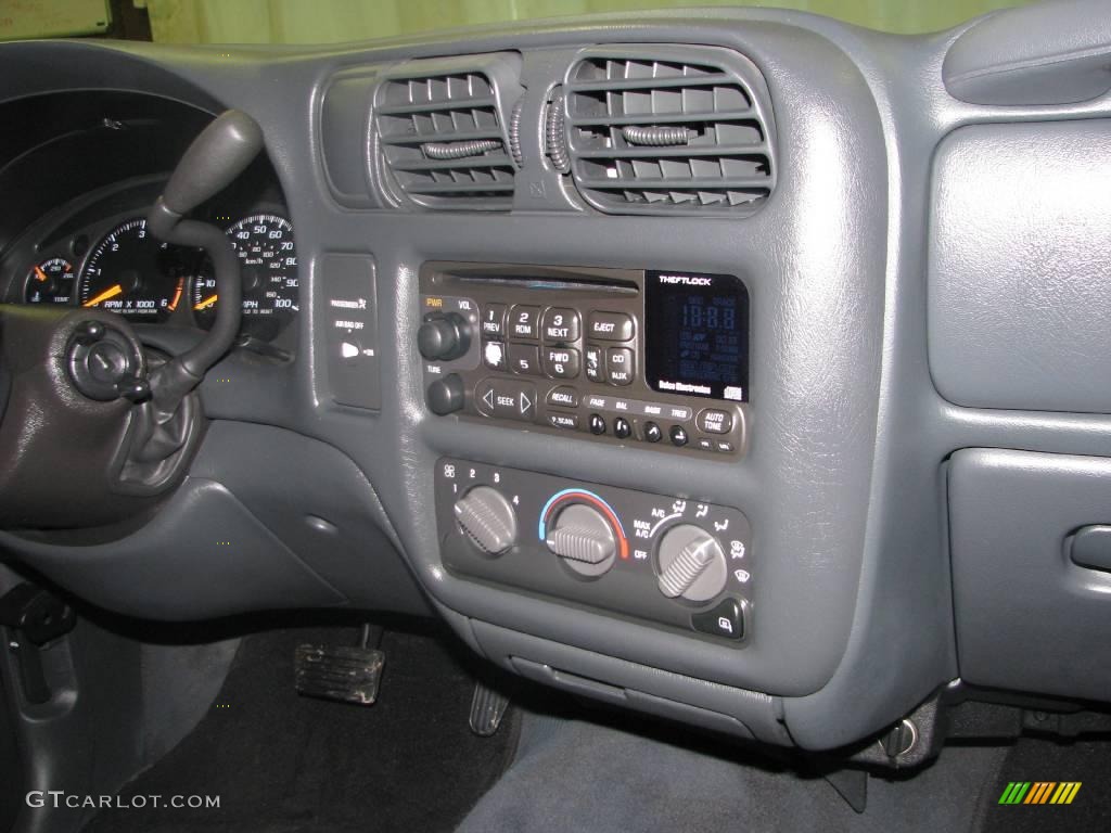 2000 Sonoma SLS Sport Extended Cab - Indigo Blue Metallic / Graphite photo #8