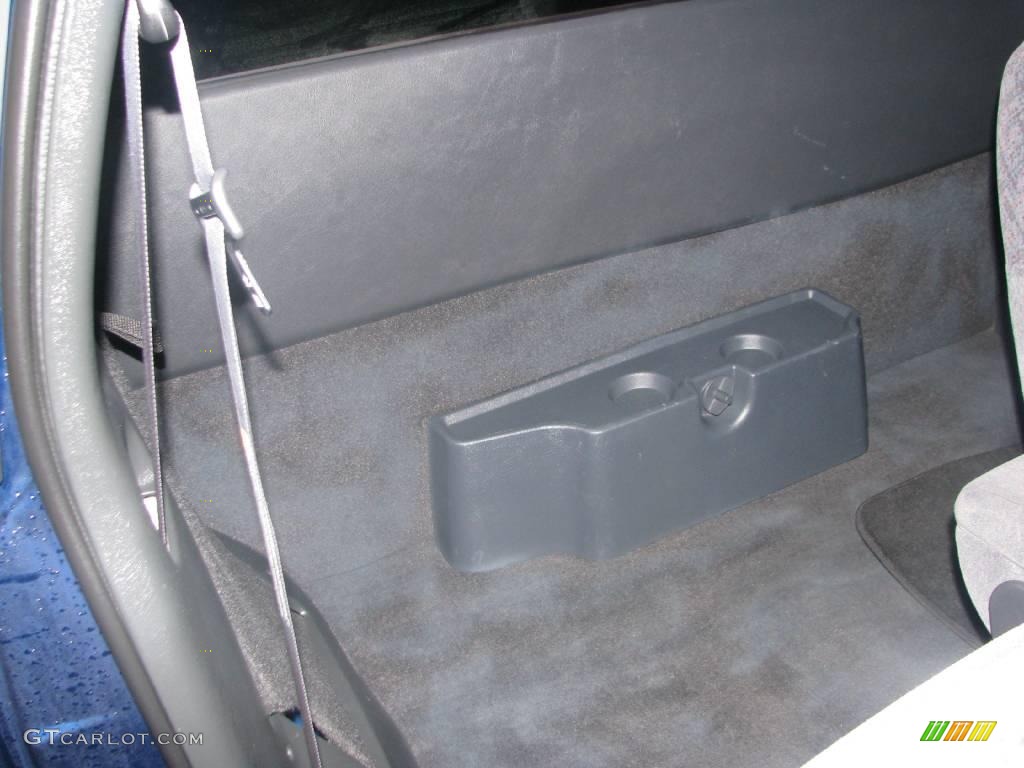 2000 Sonoma SLS Sport Extended Cab - Indigo Blue Metallic / Graphite photo #18