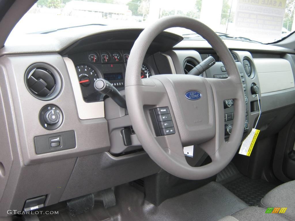 2010 F150 STX Regular Cab - Ingot Silver Metallic / Medium Stone photo #3