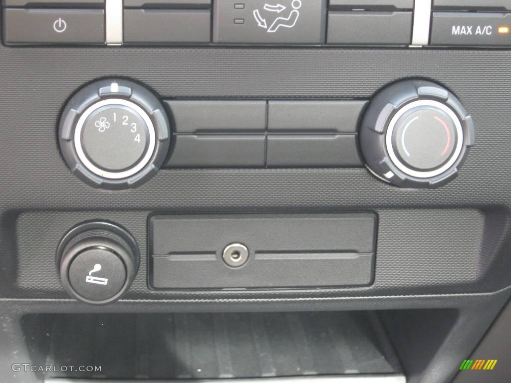 2010 F150 STX Regular Cab - Ingot Silver Metallic / Medium Stone photo #5