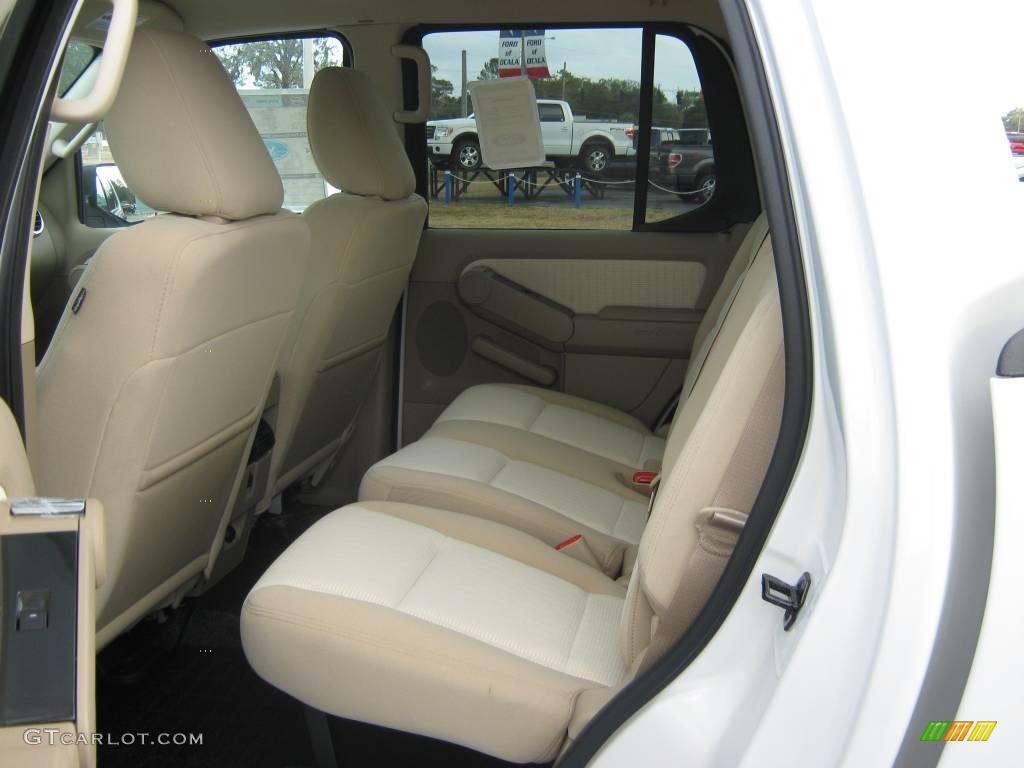 2010 Explorer Sport Trac XLT - White Suede / Camel/Sand photo #4