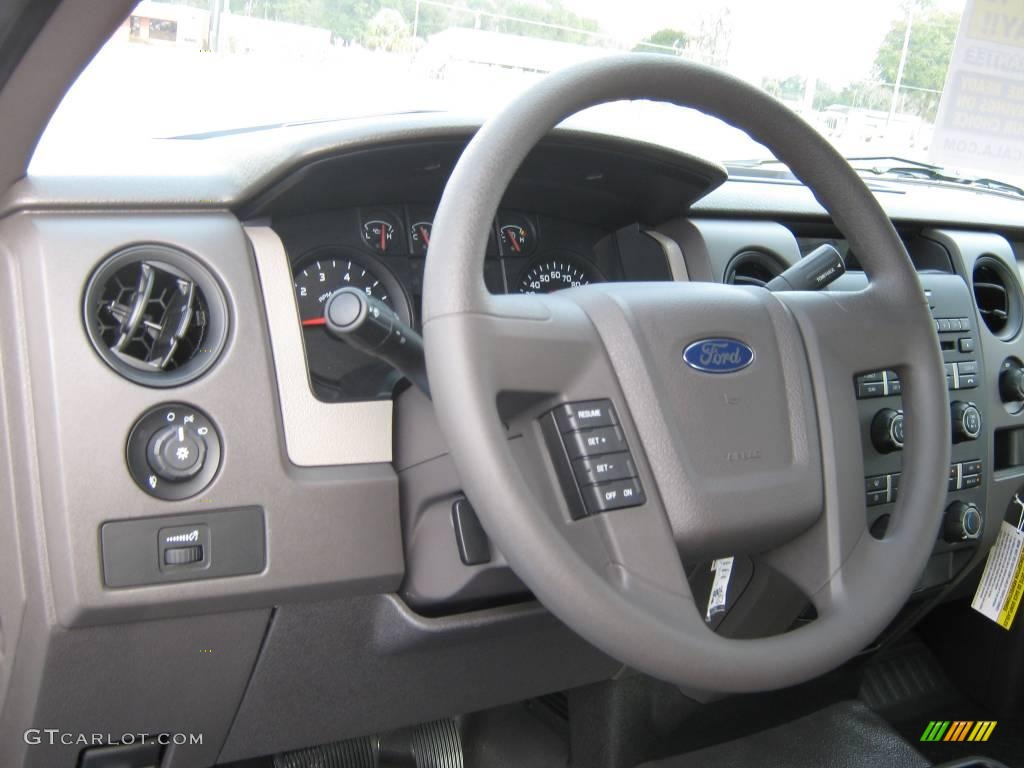2010 F150 STX SuperCab - Ingot Silver Metallic / Medium Stone photo #3