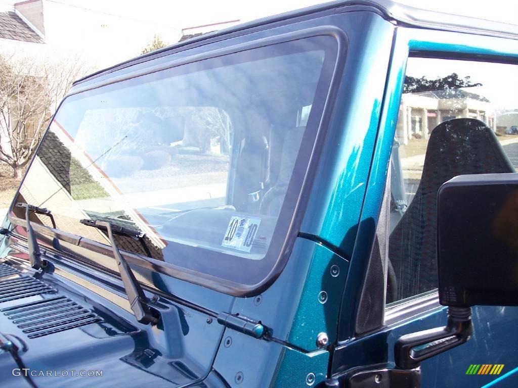 1997 Wrangler Sport 4x4 - Emerald Green Pearl / Gray photo #27