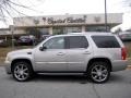 Quicksilver - Escalade AWD Photo No. 1