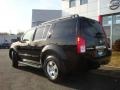 Super Black - Pathfinder SE 4x4 Photo No. 6