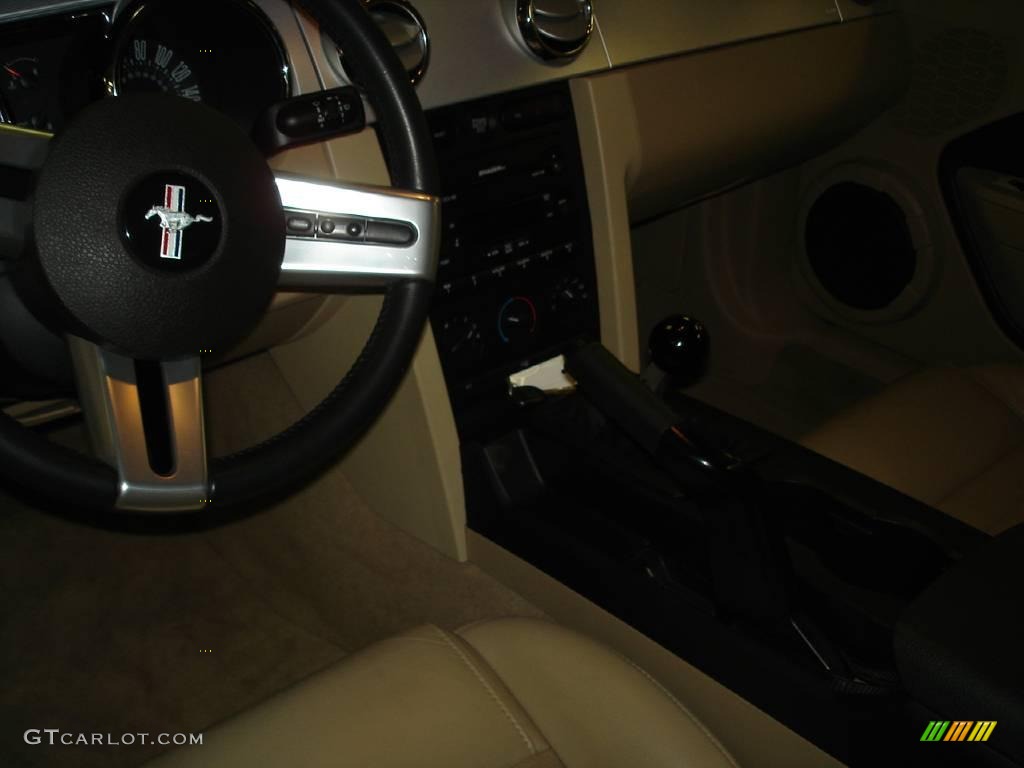 2007 Mustang GT Premium Coupe - Windveil Blue Metallic / Medium Parchment photo #11