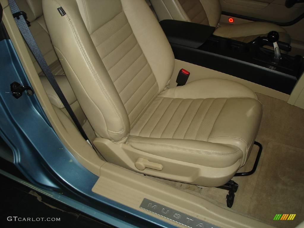 2007 Mustang GT Premium Coupe - Windveil Blue Metallic / Medium Parchment photo #20