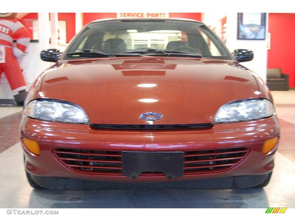1998 Cavalier Coupe - Cayenne Red Metallic / Gray photo #12