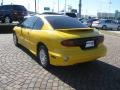 2002 Yellow Pontiac Sunfire SE Coupe  photo #5
