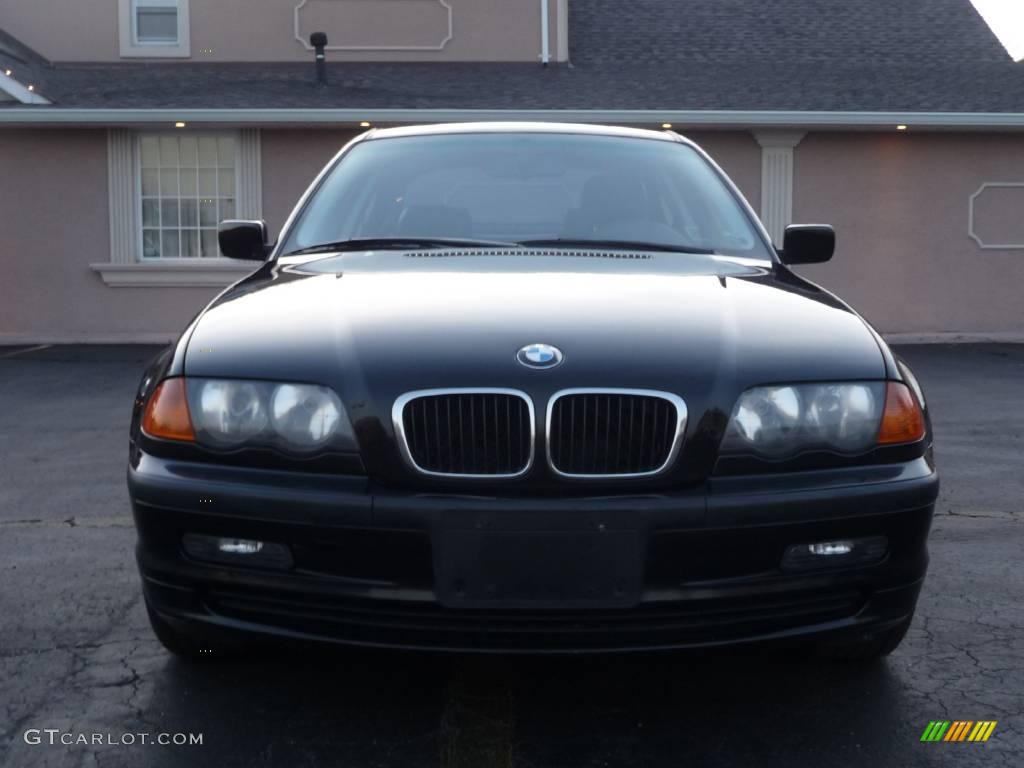 2001 3 Series 325i Sedan - Jet Black / Black photo #7