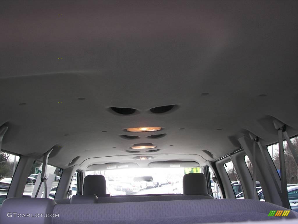 2009 E Series Van E350 Super Duty XLT Extended Passenger - Brilliant Silver Metallic / Medium Flint photo #9