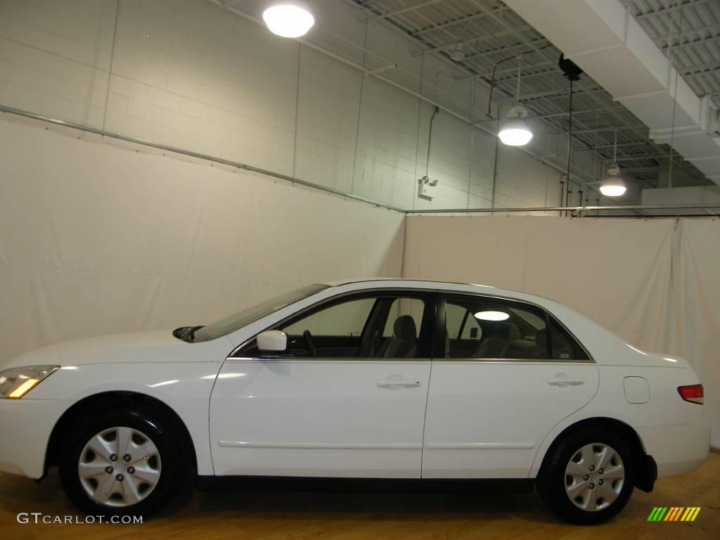 2003 Accord LX Sedan - Taffeta White / Ivory photo #2